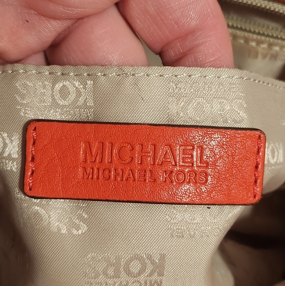 Michael Kors Pebbled Leather Convertible Crossbody Bag Orange Red 11.5" X 8.5" - Picture 12 of 15